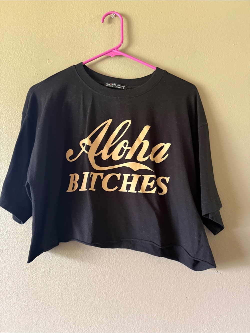 Black Cropped Tee with Gold 'Aloha Bitches' Print
